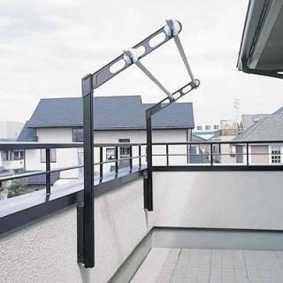 洗濯物がバルコニーの床に触れて汚れてしまったりしていませんか Webコラム 商品案内 杉田エース株式会社